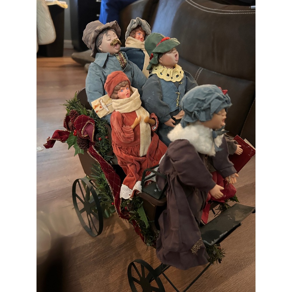 Vintage Christmas Carolers in Wooden Wagon Holiday Tabletop Decor 6 Figures